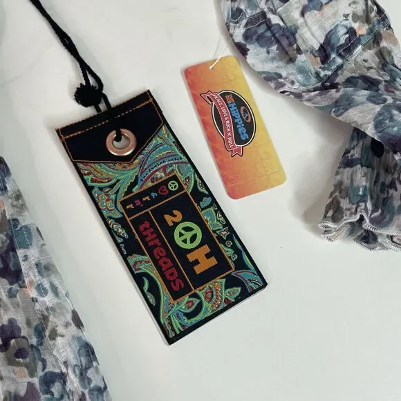 New 2OH Threads Blouse Top, Large, Purple And Grey Floral, 2W39004, Button Up - Picture 4 of 8